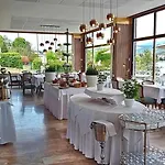 Tennis & Yacht Velden 3* Velden am Wörthersee