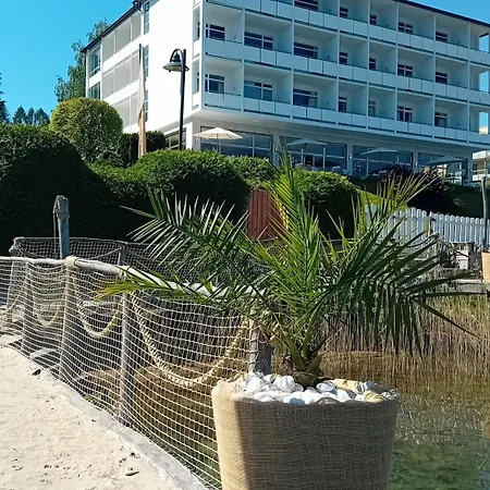 Tennis & Yacht Velden Hotel 3*