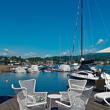 호텔 Tennis & Yacht Velden 3*