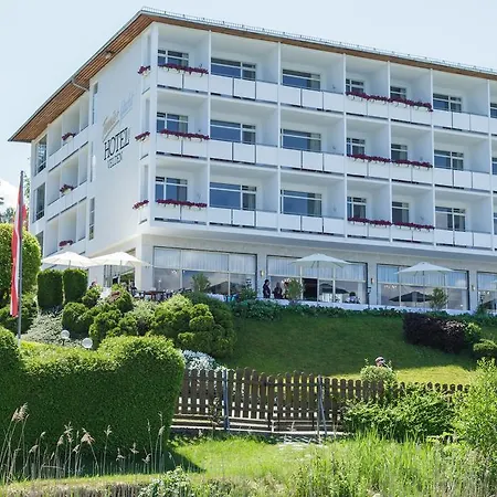 호텔 Tennis & Yacht Velden 3*