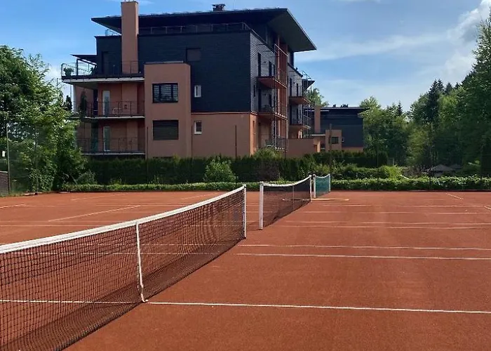 Tennis & Yacht Velden Hotell 3*